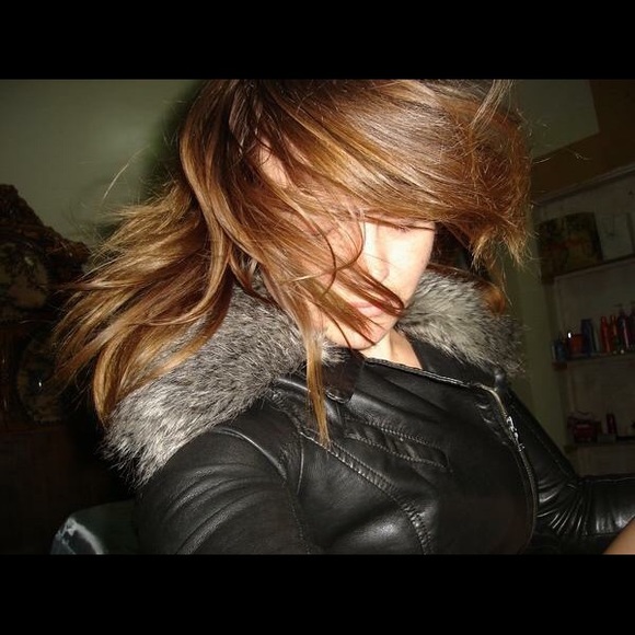 Meet your Posher, Catherine - Picture 1 of 6